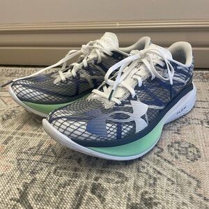 Under Armour Velociti Elite running shoes